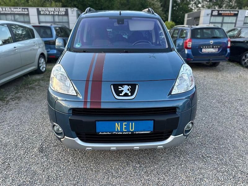 Gebraucht Peugeot Partner Tepee Tendance 120 PS (88 kW) 2011 Blau Van / Kleinbus