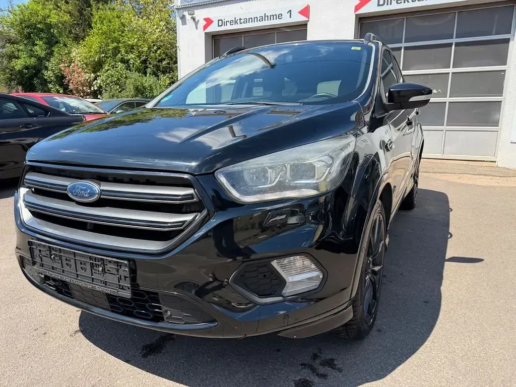 Gebraucht Ford Kuga ST-Line 179 PS (131 kW) 2017 Schwarz SUV