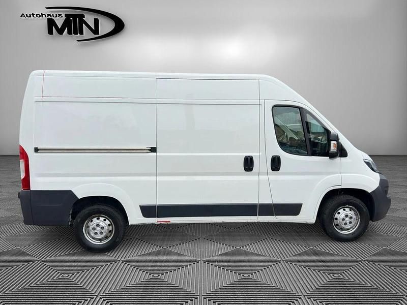 Gebraucht Peugeot Boxer 131 PS (96 kW) 2016 Weiß Van