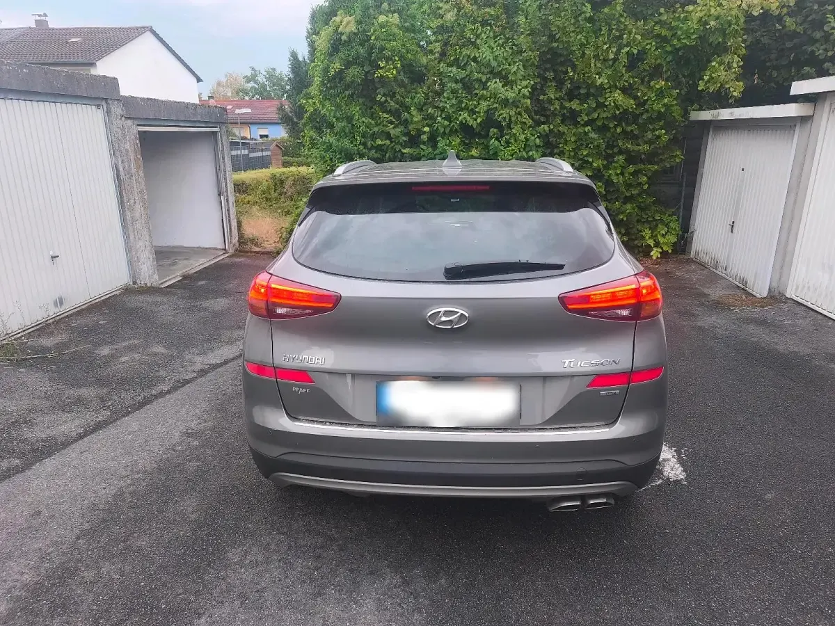 Gebraucht Hyundai Tucson 177 PS (130 kW) 2019 Grau SUV