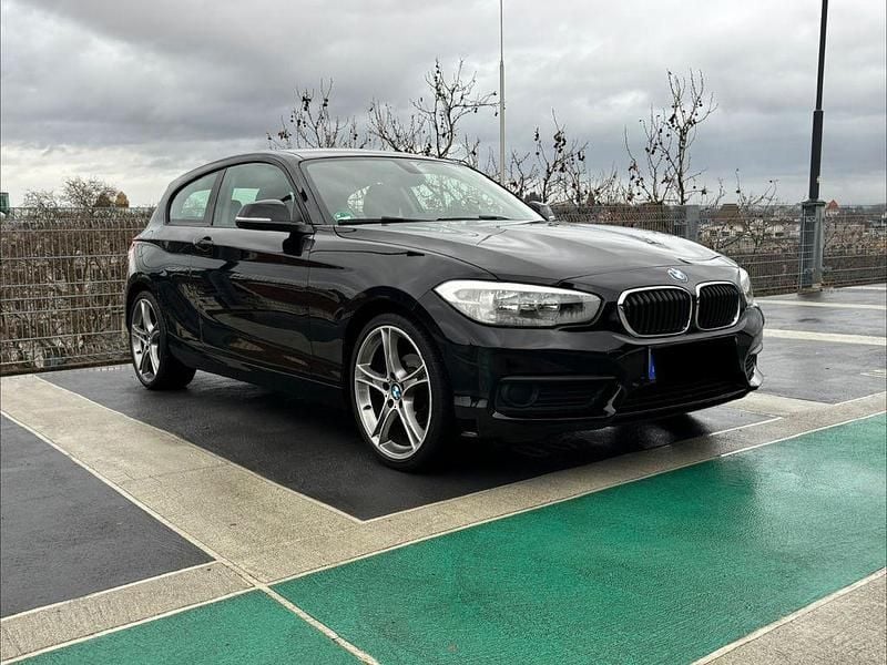 Gebraucht BMW 116 Performance 109 PS (80 kW) 2016 Schwarz Kleinwagen