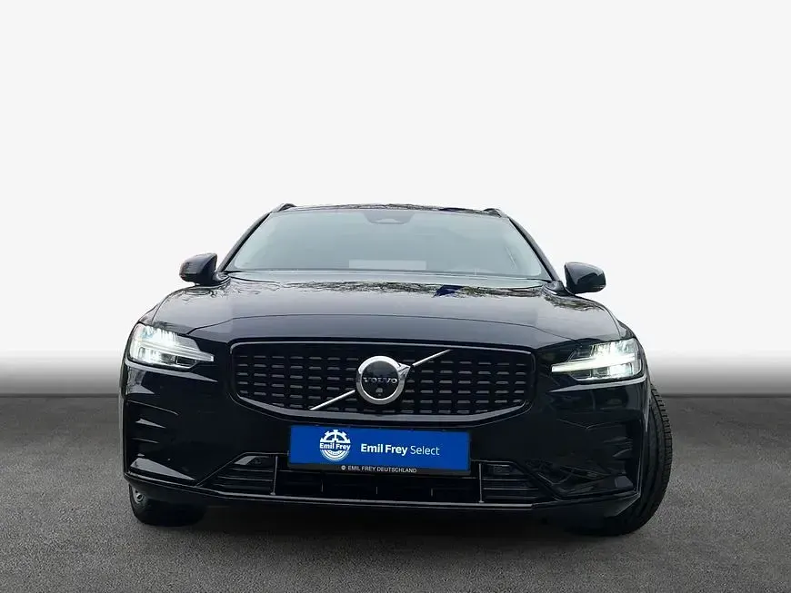 Gebraucht Volvo V60 Plus 197 PS (144 kW) 2025 Schwarz Kombi