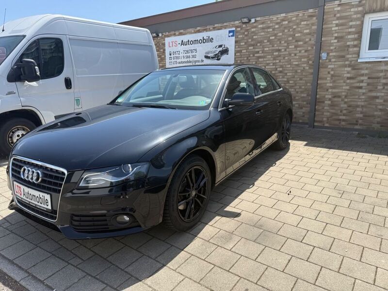 Schwarz Gebraucht 2011 Audi A4 Ambiente Limousine | 7.490 € (Guter Preis) - Bild 1/4