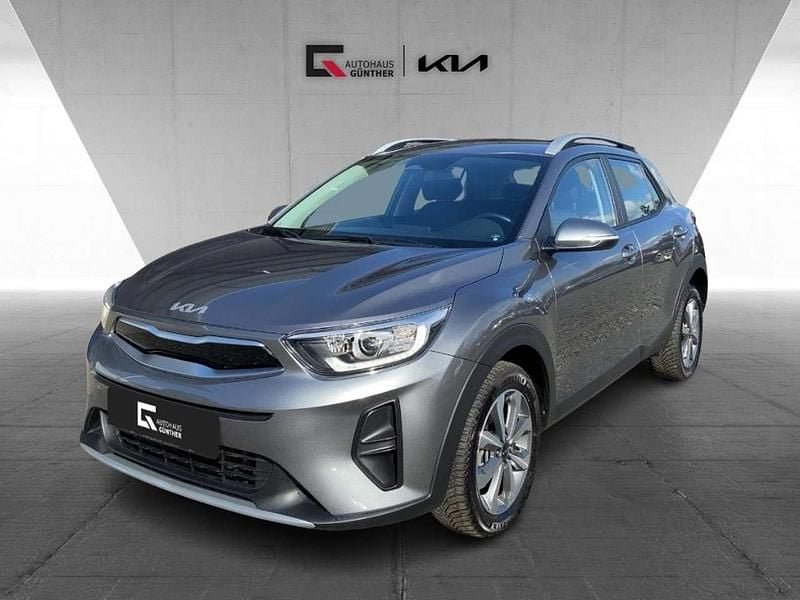 Grau Gebraucht 2025 Kia Stonic Vision SUV | 19.990 € (Guter Preis) - Bild 1/4