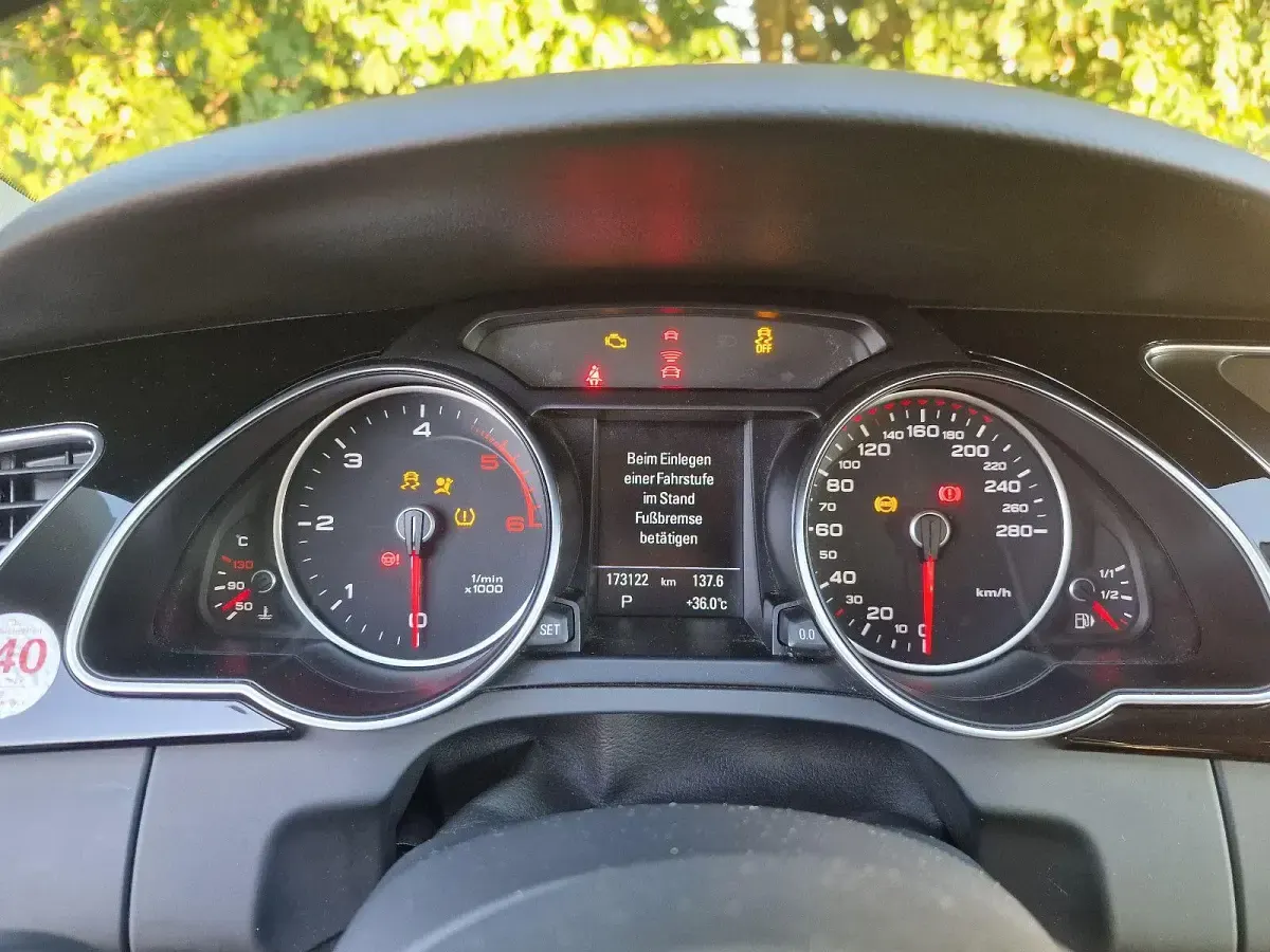 Używany Audi A5 Sportback Design 245 KM (180 kW) 2014 Srebrny Hatchback