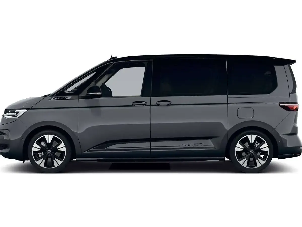 Gebraucht VW Multivan 136 PS (100 kW) 2023 Grau Van / Kleinbus