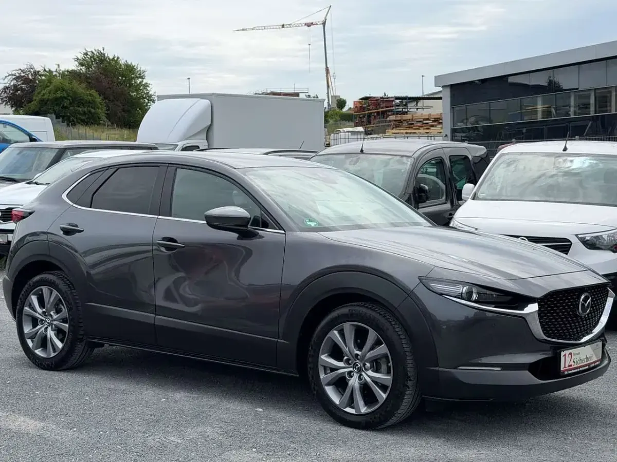 Gebraucht Mazda CX-3 Selection 122 PS (89 kW) 2023 Machine grey SUV