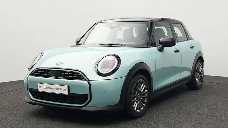 Grün Gebraucht 2024 Mini Cooper Classic Kleinwagen | 29.111 € (Fairer Preis) - Bild 1/4