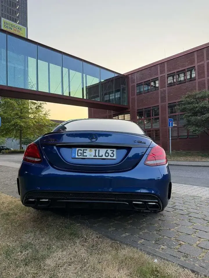 Gebraucht Mercedes C63 AMG AMG 476 PS (350 kW) 2016 Blau Limousine
