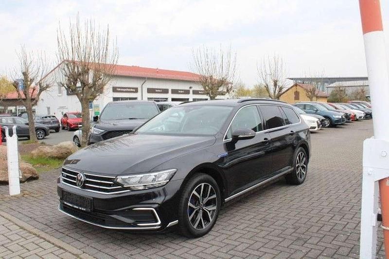 Usado VW Passat GTE 156 CV (114 kW) 2021 Negro Familiar