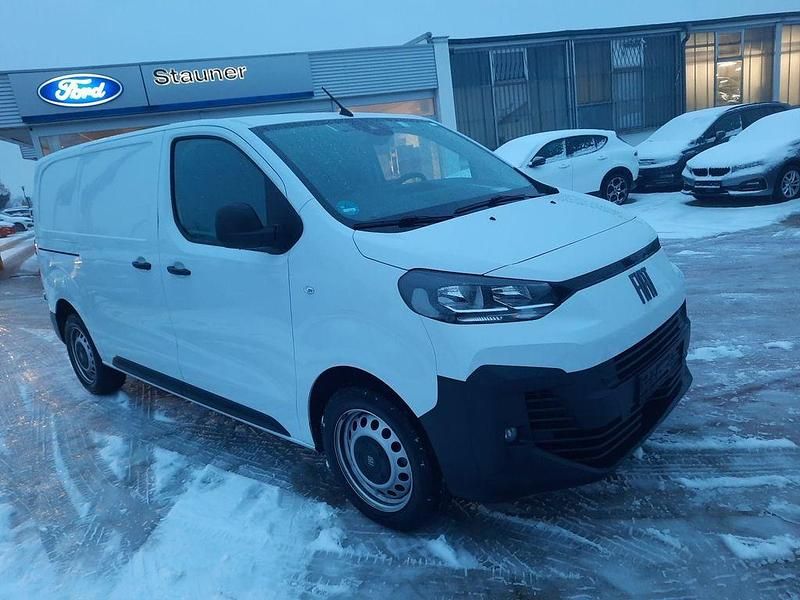 Gebraucht Fiat Scudo 144 PS (105 kW) 2024 Weiß Van