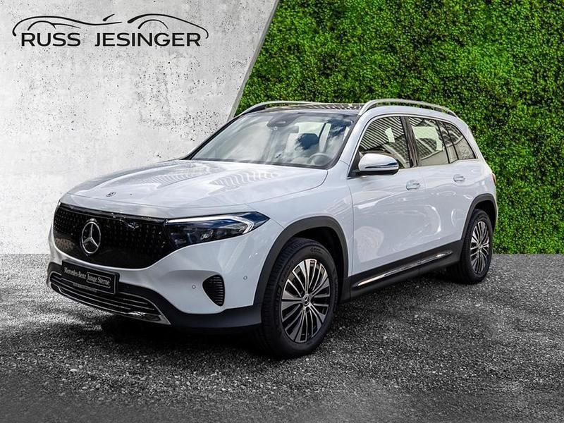 Weiß Gebraucht 2024 Mercedes EQB250+ Progressive SUV | 41.880 € (Teuer) - Bild 1/4