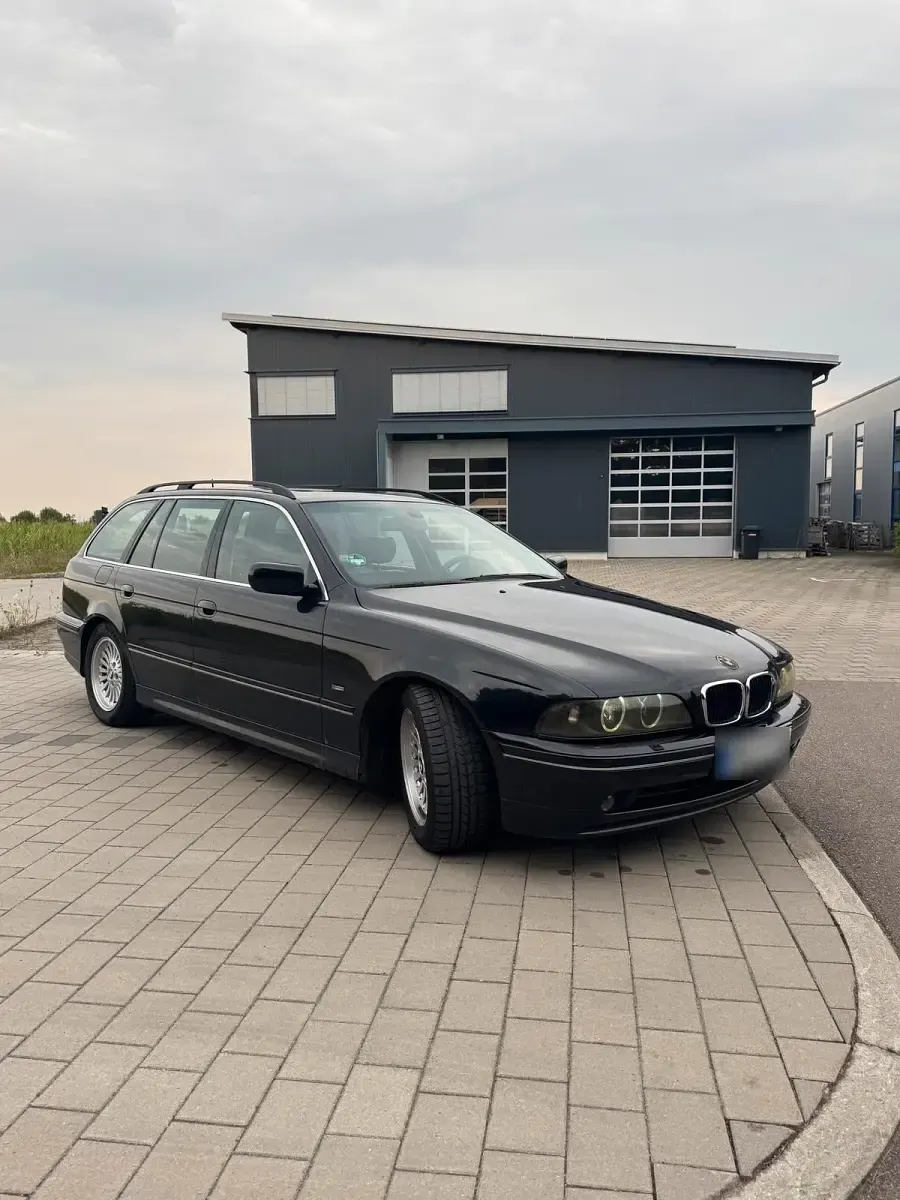 Gebraucht BMW 530 193 PS (141 kW) 2002 Schwarz Kombi