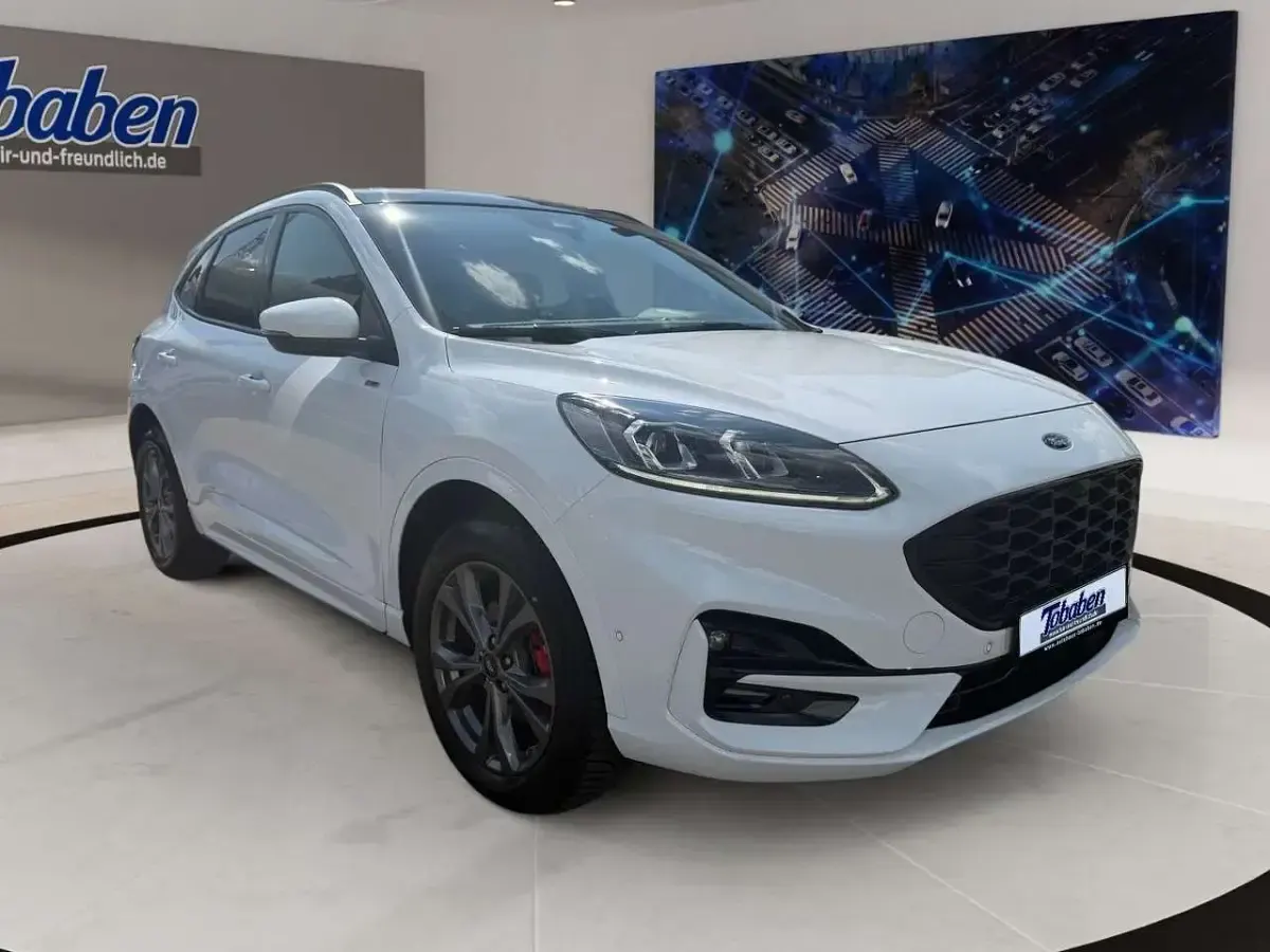 Gebraucht Ford Kuga ST-Line X 224 PS (164 kW) 2023 Weiß SUV