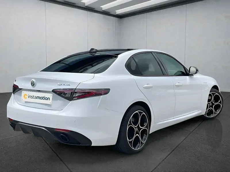 Gebraucht Alfa Romeo Giulia Veloce 280 PS (205 kW) 2024 Weiß Limousine