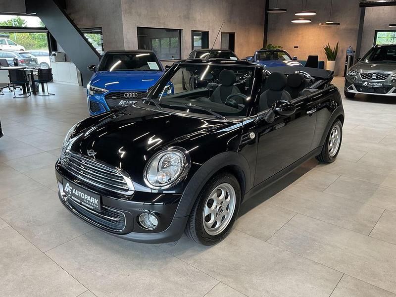 Schwarz Gebraucht 2014 Mini Cooper Cabriolet Pepper Cabrio | 10.480 € (Etwas zu teuer) - Bild 1/4