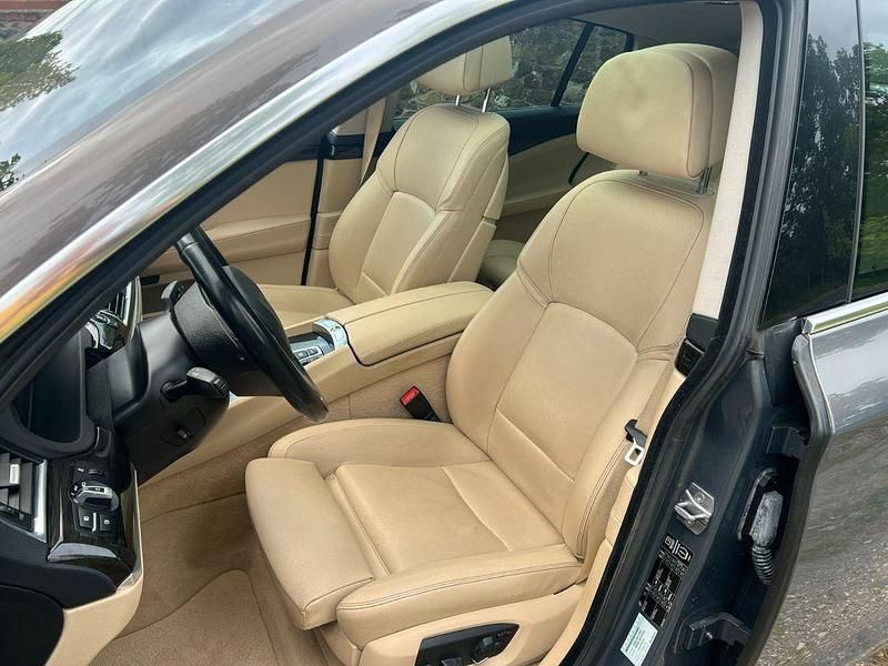 Gebraucht BMW 535 Gran Turismo Luxury Line 306 PS (225 kW) 2014 Braun Limousine