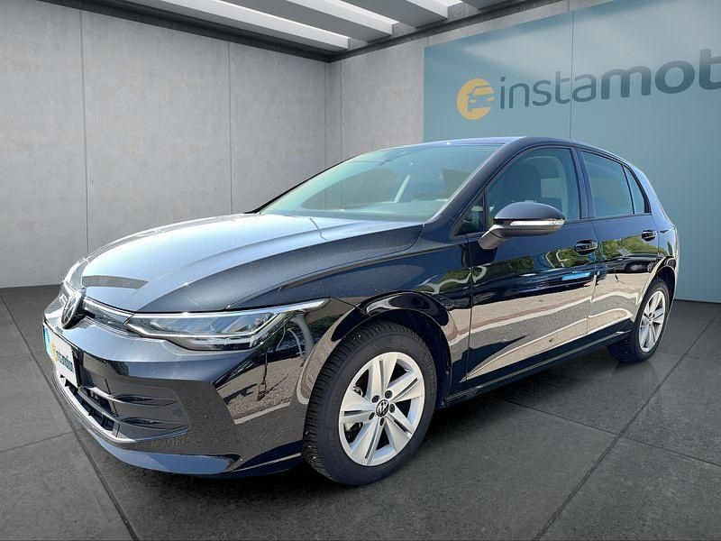 Schwarz Gebraucht 2024 VW Golf VIII Kleinwagen | 22.549 € (Guter Preis) - Bild 1/4