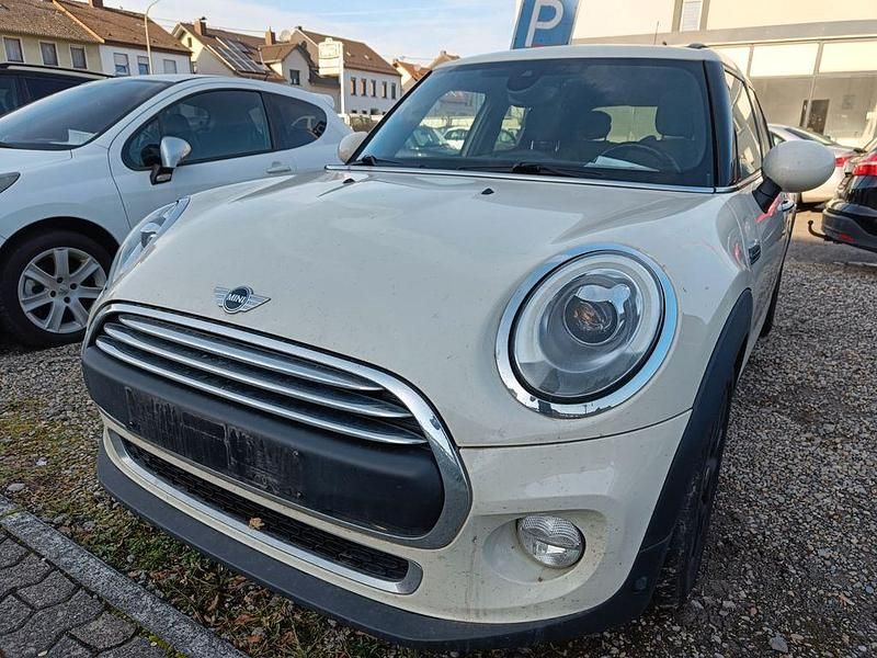 Pepper (old english) white Gebraucht 2016 Mini ONE Kleinwagen | 6.900 € (Superpreis) - Bild 1/4