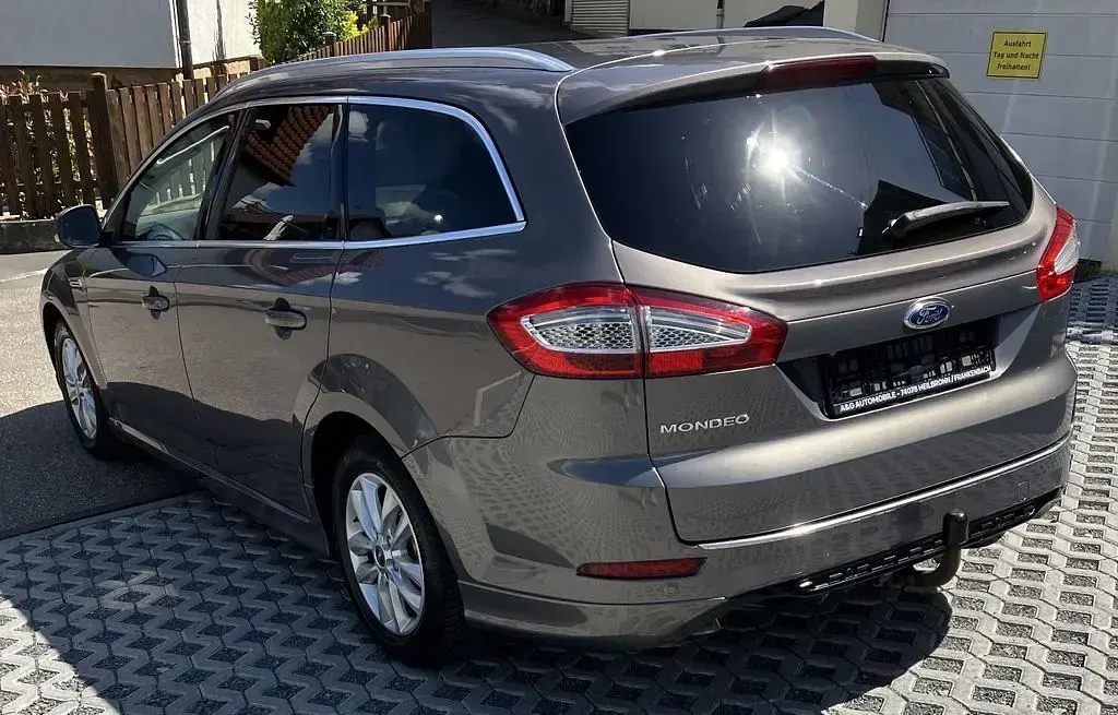 Gebraucht Ford Mondeo Titanium S 163 PS (119 kW) 2014 Silber Limousine