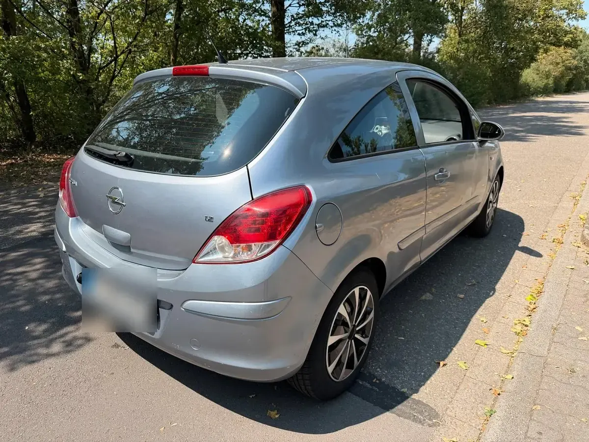 Gebraucht Opel Corsa 80 PS (58 kW) 2007 Grau Kleinwagen