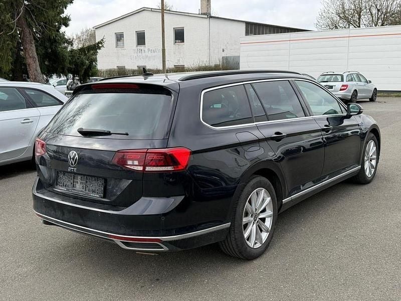 Gebraucht VW Passat GTE 218 PS (160 kW) 2021 Schwarz Kombi