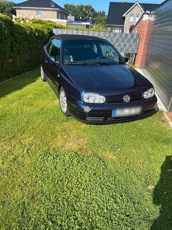 Gebraucht 2002 VW Golf Cabriolet Cabrio | 1.950 € (Fairer Preis) - Bild 1/4