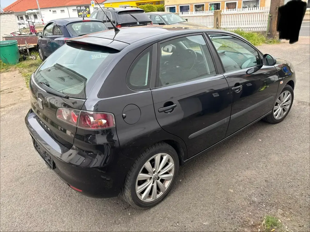 Używany Seat Ibiza 86 KM (63 kW) 2008 Czarny Hatchback
