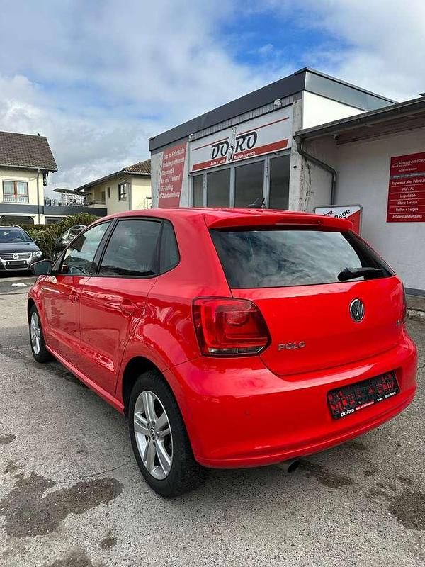Gebraucht VW Polo Life 105 PS (77 kW) 2013 Flashrot Kleinwagen