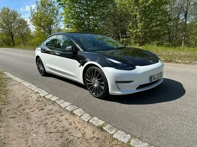Gebraucht Tesla Model 3 377 kW (513 PS) 2021 Weiß Limousine