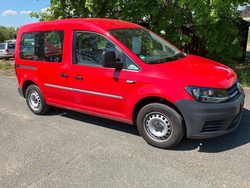 Gebraucht VW Caddy 75 PS (55 kW) 2017 Rot Van / Kleinbus
