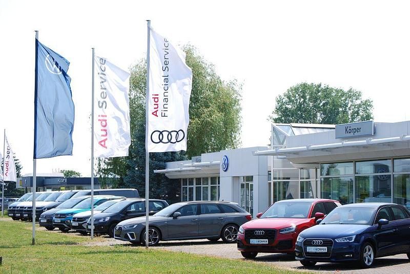 Gebraucht VW Tiguan Elegance 150 PS (110 kW) 2022 Weiß SUV