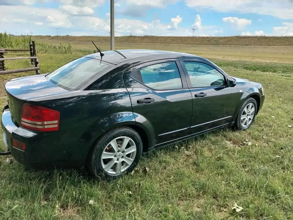 Gebraucht Dodge Avenger 140 PS (102 kW) 2007 Schwarz Limousine