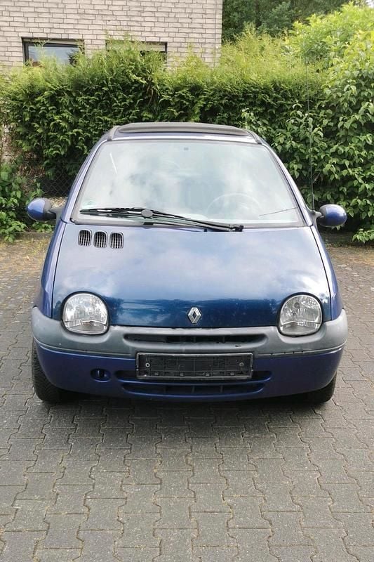 Gebraucht 2000 Renault Twingo Kleinwagen | 250 € (Guter Preis) - Bild 1/4