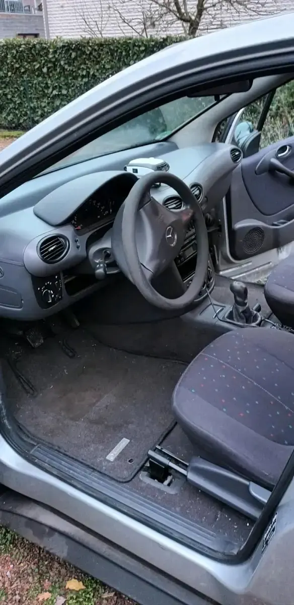 Gebraucht Mercedes A160 102 PS (75 kW) 2001 Silber Kleinwagen