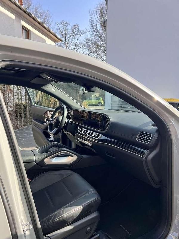 Gebraucht Mercedes GLE400 252 PS (185 kW) 2023 Grau Coupé