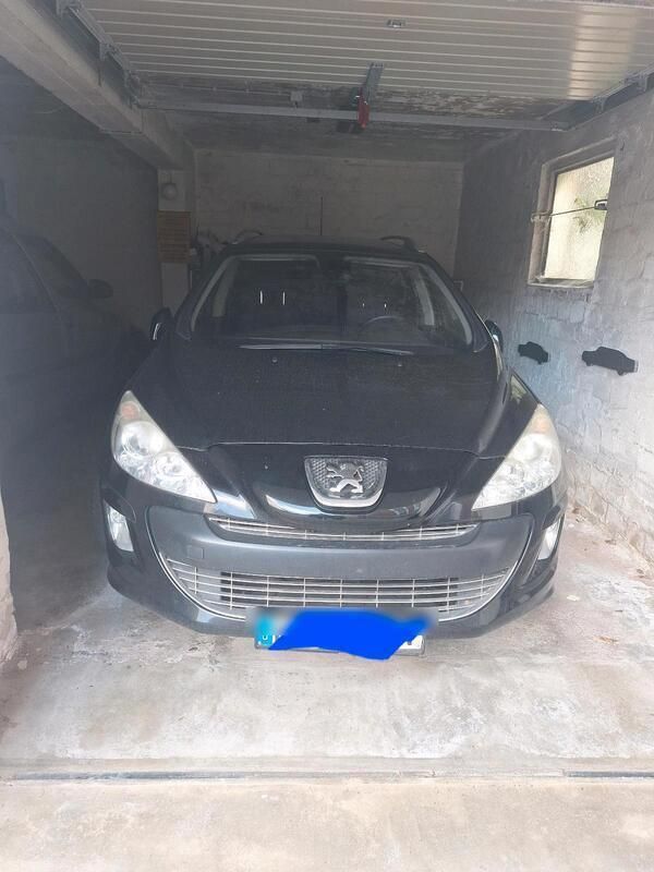 Schwarz Gebraucht 2009 Peugeot 308 Kombi | 700 € - Bild 1/4