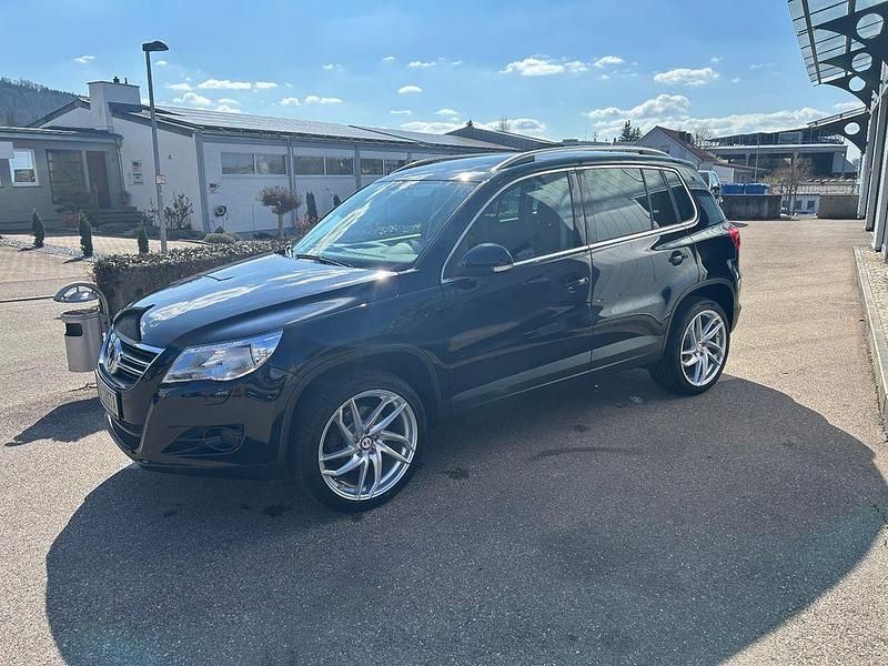 Gebraucht VW Tiguan Team 150 PS (110 kW) 2011 Schwarz SUV