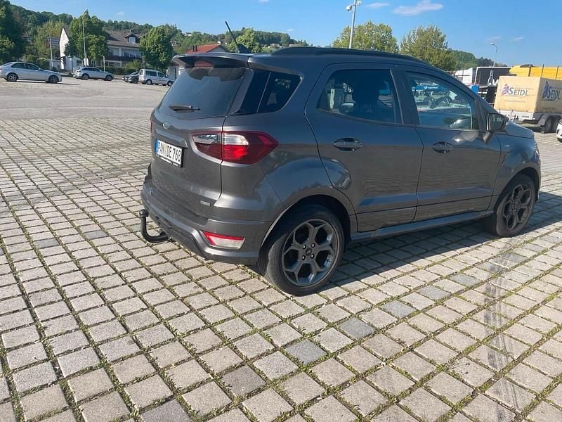 Gebraucht Ford Focus ST-Line 125 PS (91 kW) 2019 Grau SUV