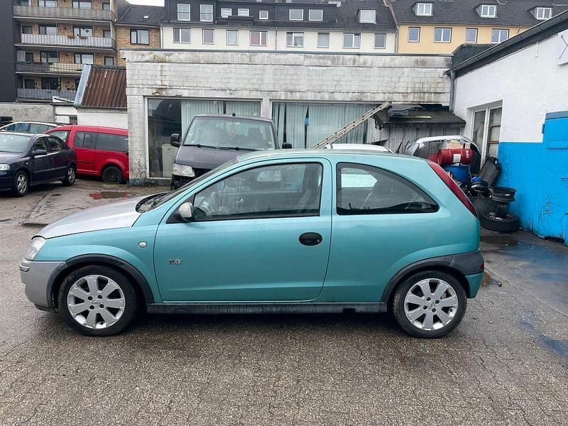 Gebraucht Opel Corsa Njoy 58 PS (42 kW) 2003 Grün Kleinwagen