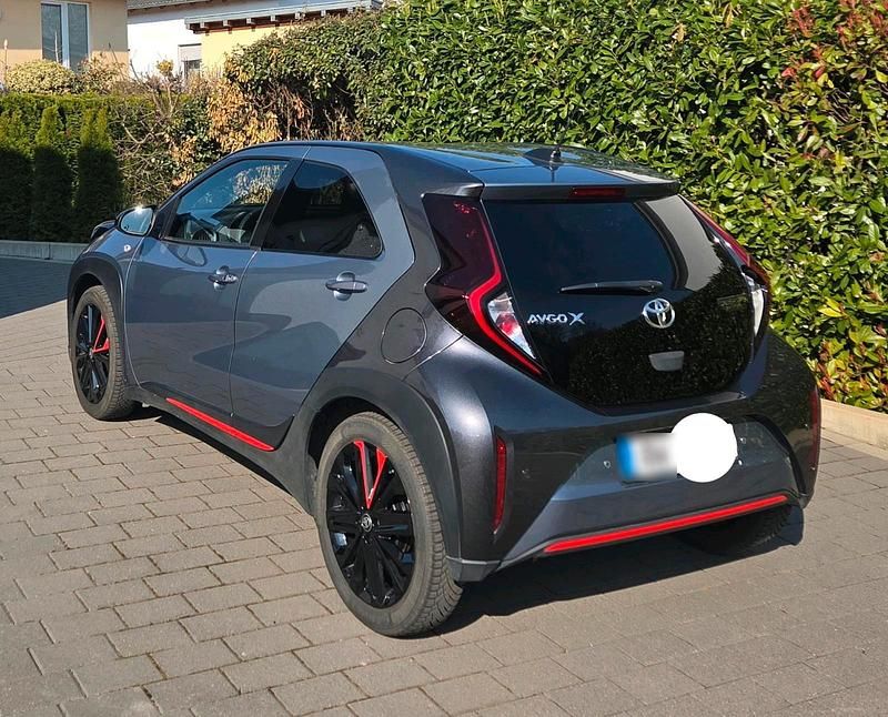 Gebraucht Toyota Aygo 72 PS (52 kW) 2023 Andere farben Kleinwagen