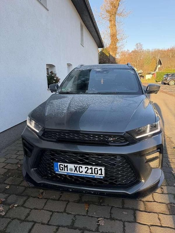 Grau Gebraucht 2025 SWM G01 SUV | 23.500 € - Bild 1/4