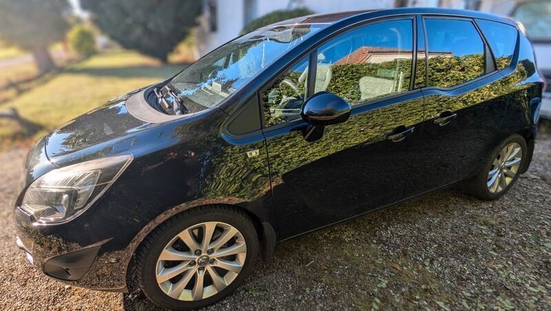 Gebraucht Opel Meriva Innovation 140 PS (102 kW) 2013 Schwarz Van / Kleinbus