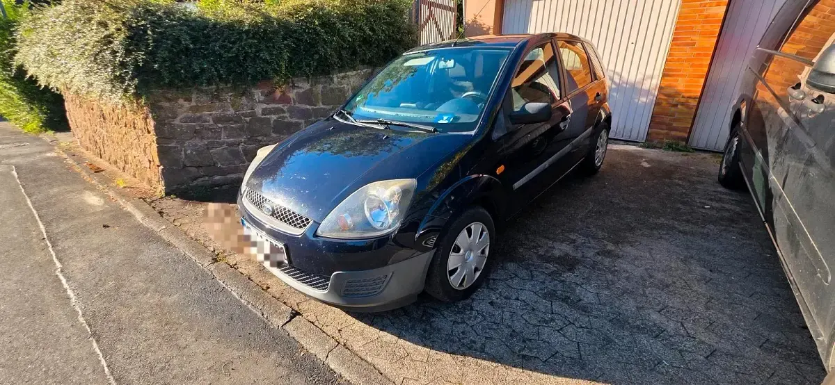 Gebraucht Ford Fiesta 90 PS (66 kW) 2005 Kleinwagen