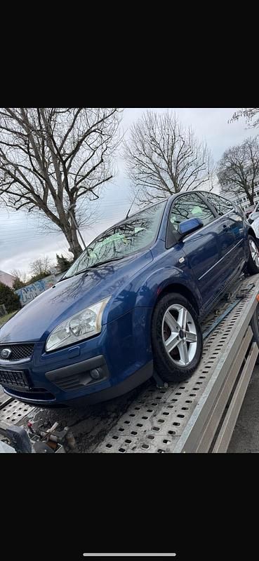 Gebraucht Ford Focus 100 PS (73 kW) 2007 Blau Coupé