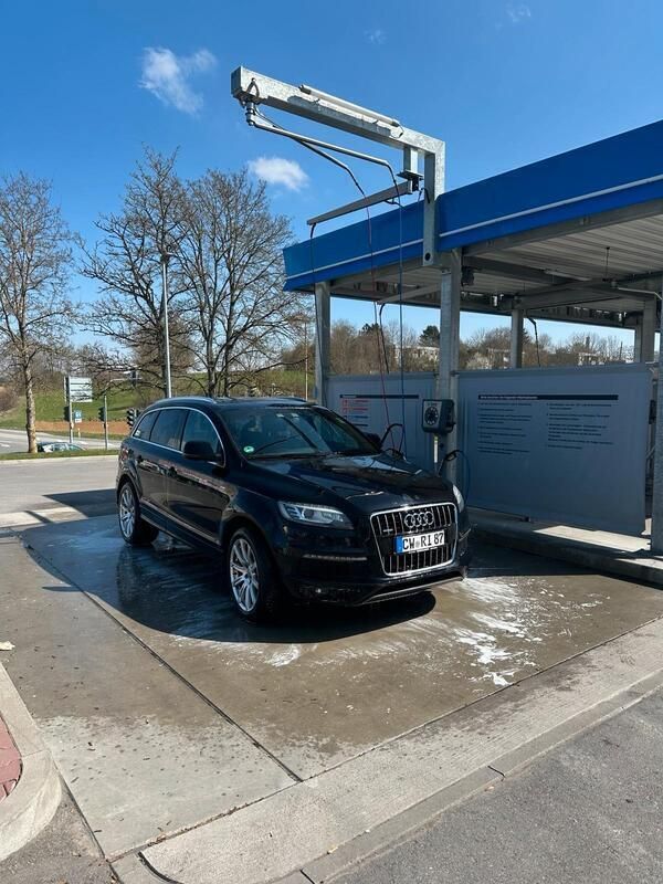 Schwarz Gebraucht 2011 Audi A7 Design Kleinwagen | 11.200 € (Superpreis) - Bild 1/4