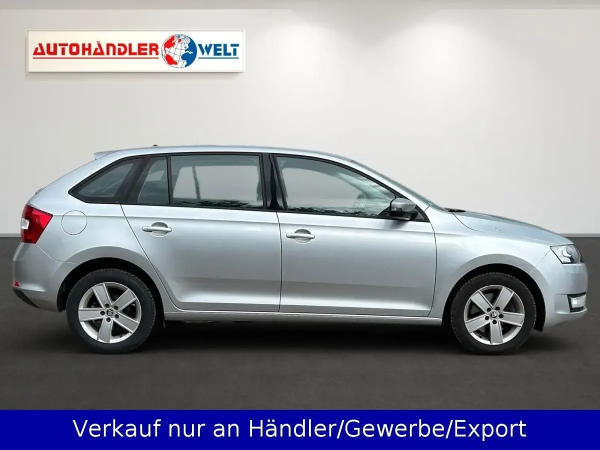 Gebraucht Skoda Rapid 125 PS (91 kW) 2017 Silber Kleinwagen