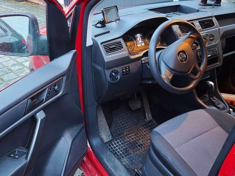 Gebraucht VW Caddy 102 PS (75 kW) 2016 Kirschrot Van / Kleinbus