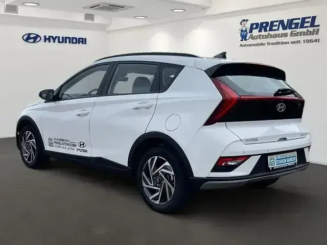 Gebraucht Hyundai Bayon Trend 101 PS (74 kW) 2025 Weiß SUV