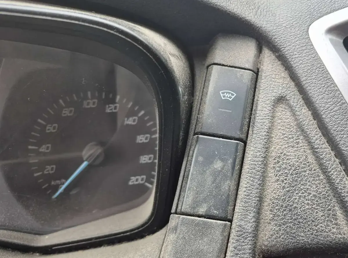 Używany Ford Transit Basis 90 KM (66 kW) 2017 Biały Van